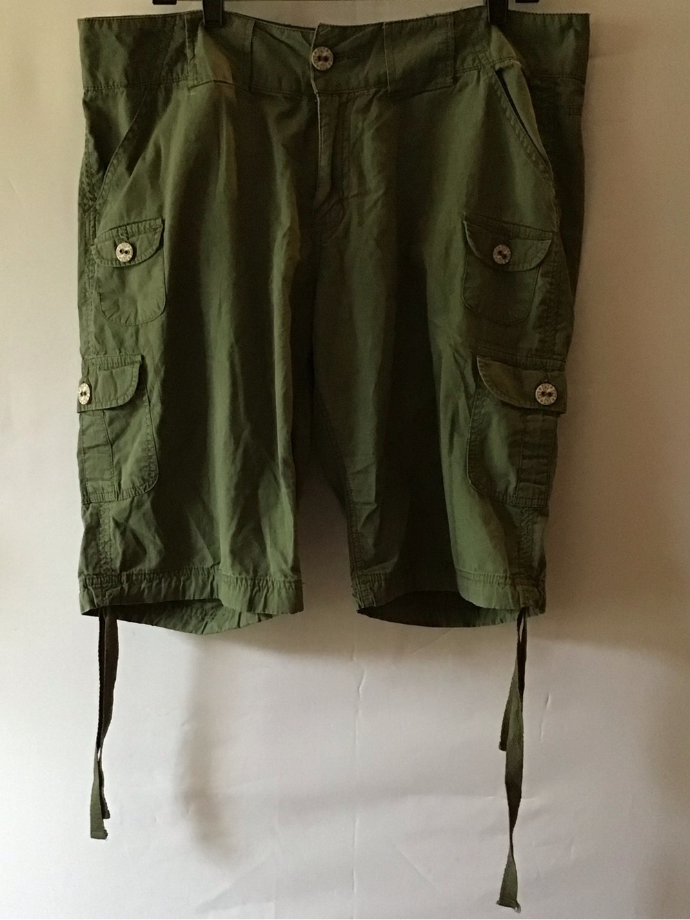 384 Beau Cargo Capris